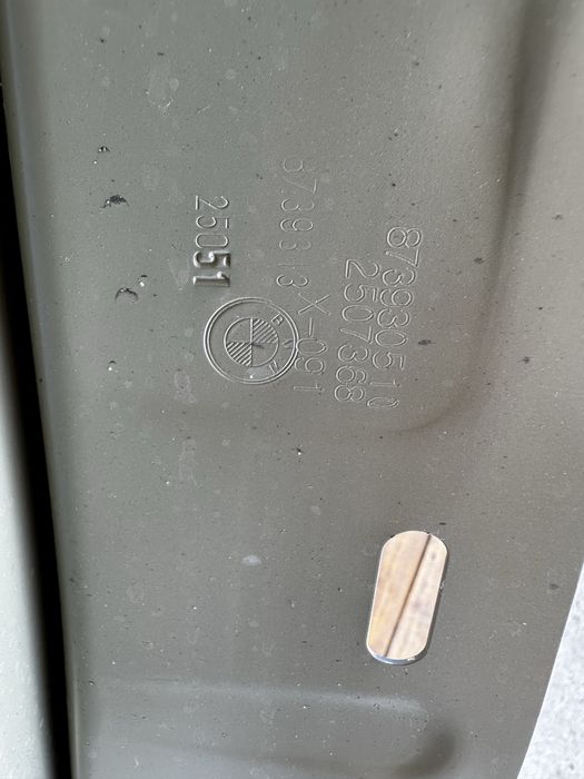 Крила крило BMWI4 G26 оригінал в наявності