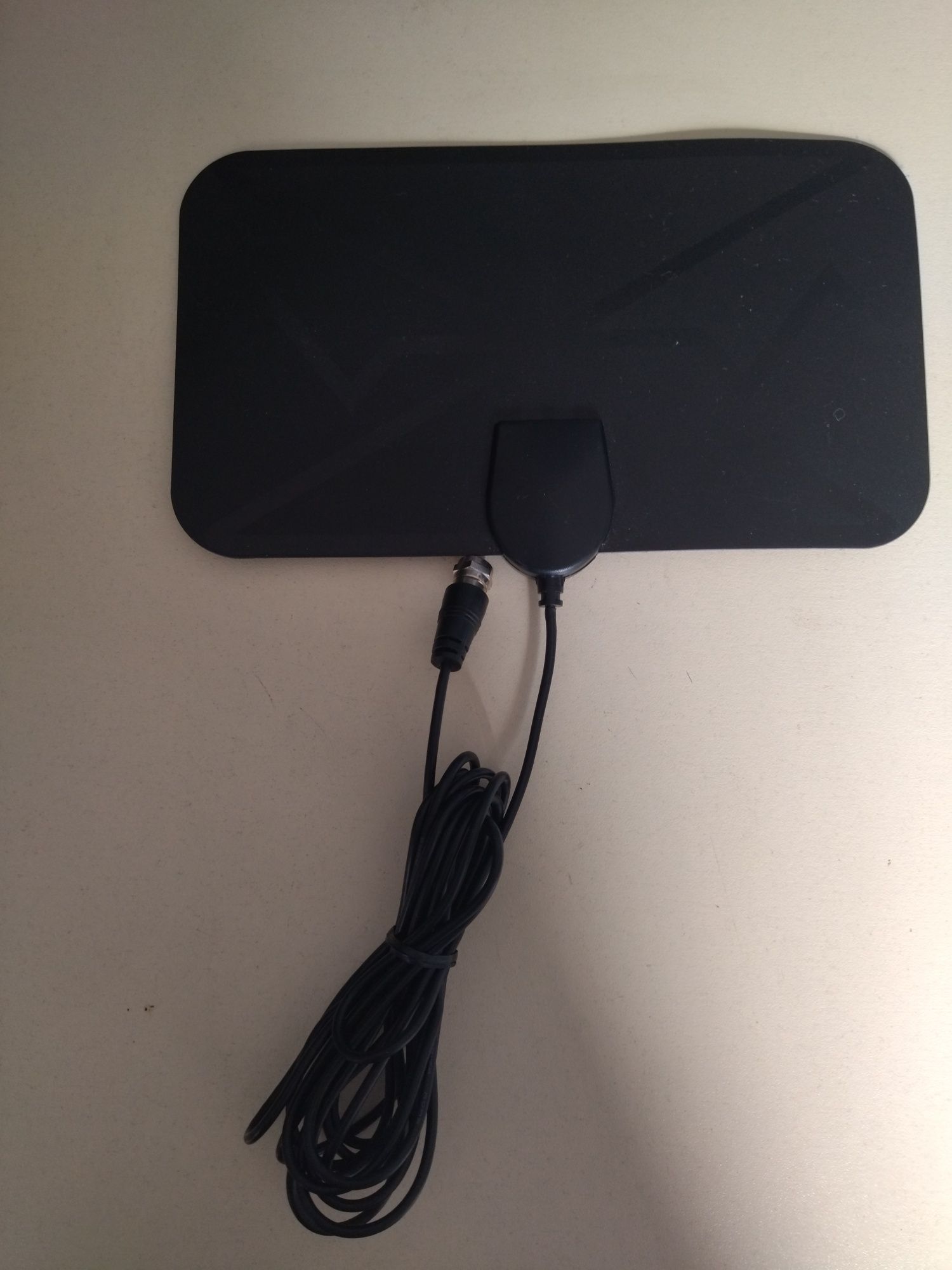Комнатная антенна DVB-T2