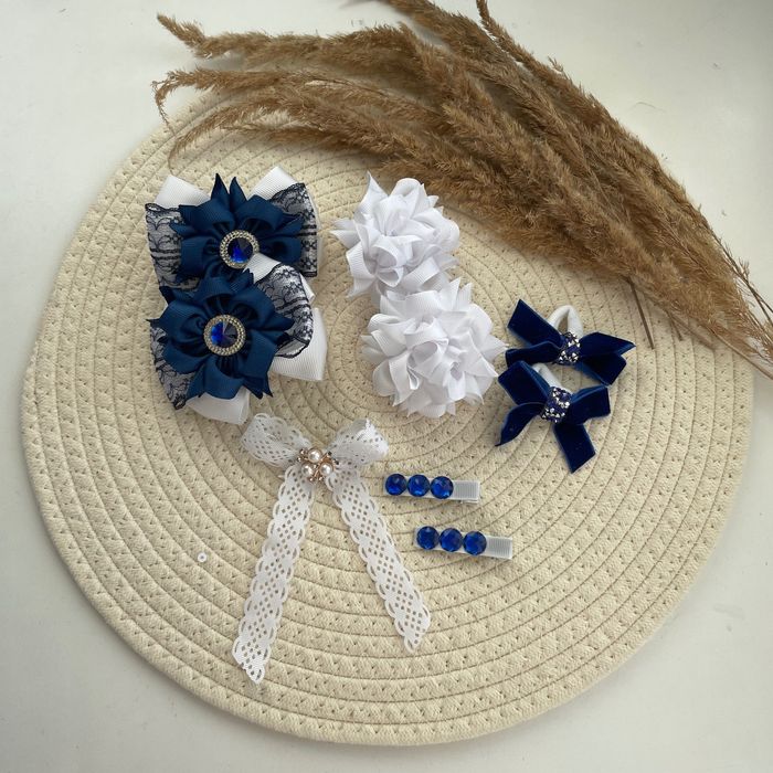 Набір святкових бантиків та аксесуарів для дівчаток