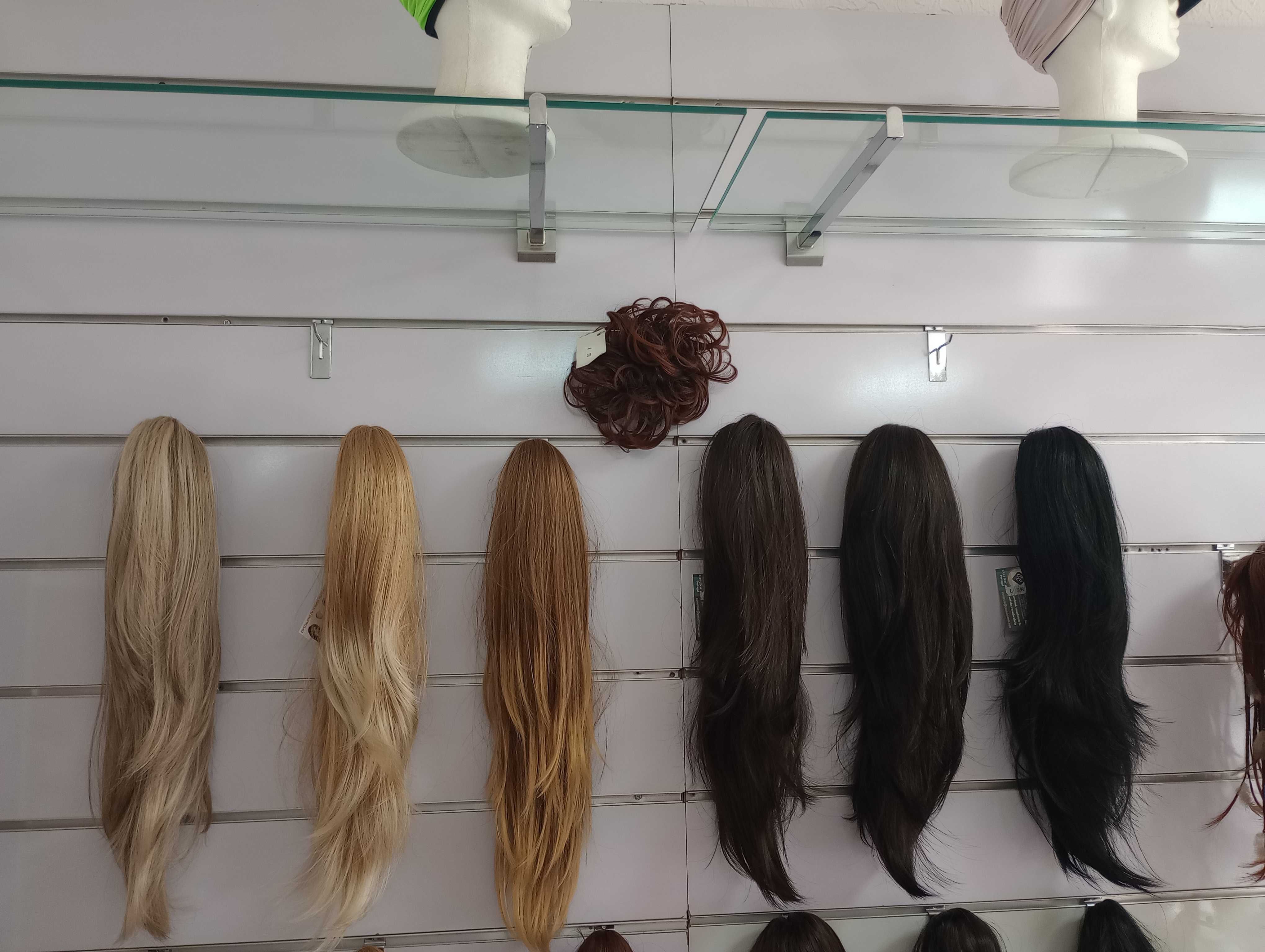 Vendo vários tipos de postiços