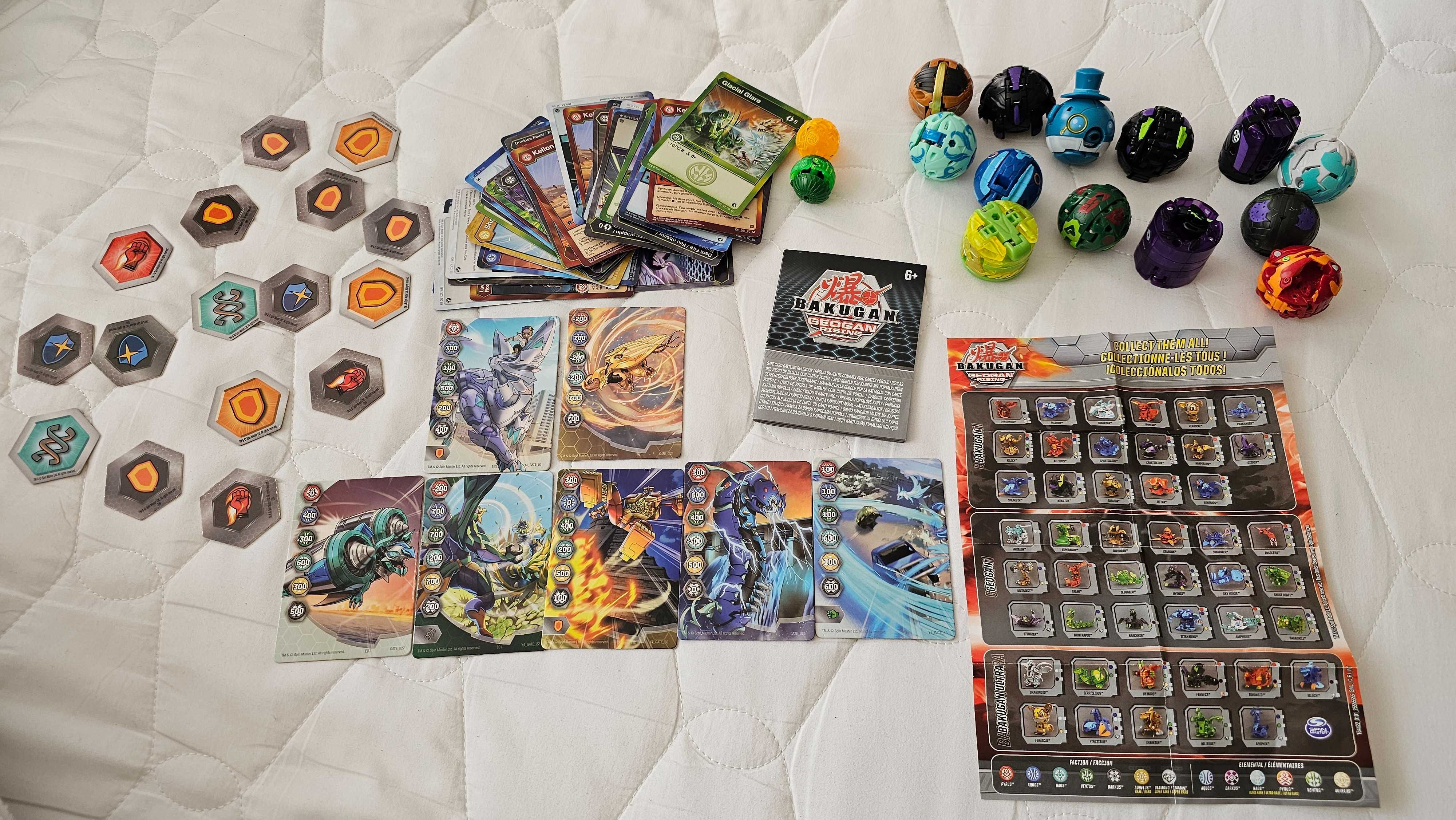 BAKUGAN zestaw figurek z mata do gry + karty