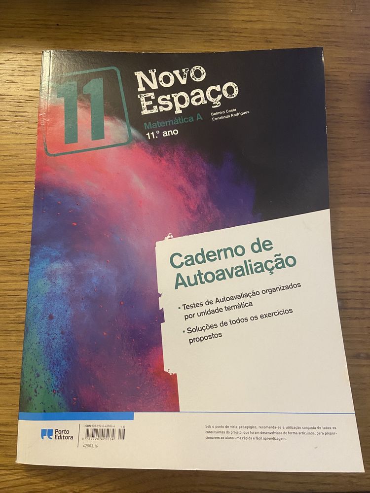 Caderno de atividades Novo Espaço de Matemática A 11° ano