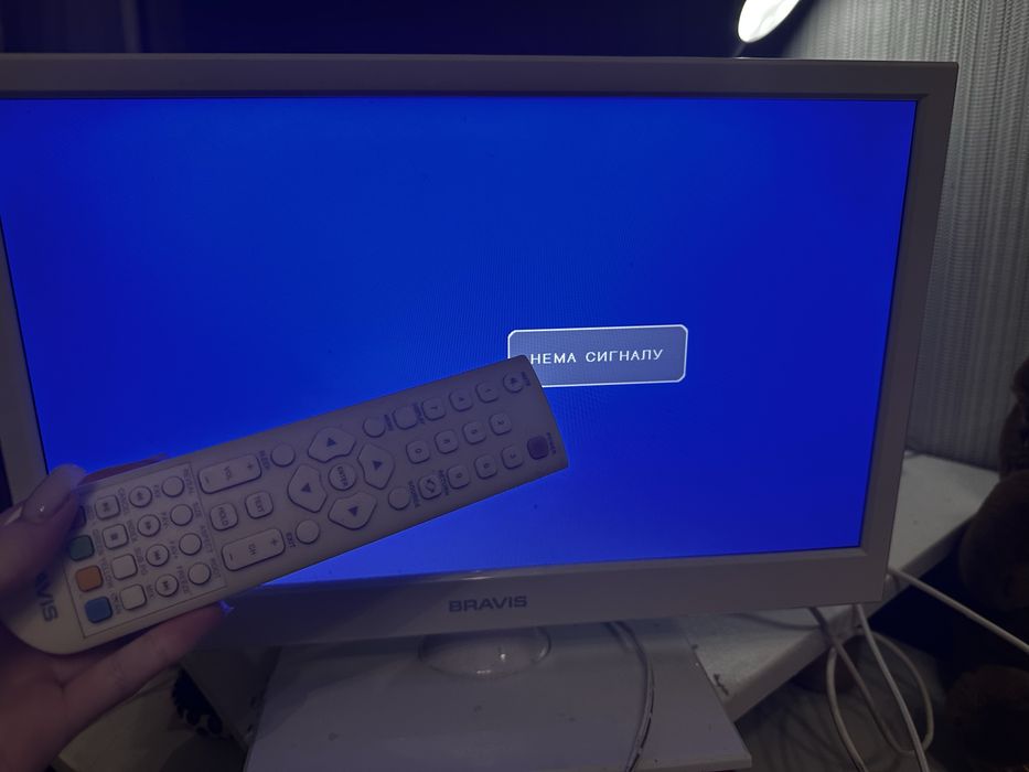 телевізор Bravis