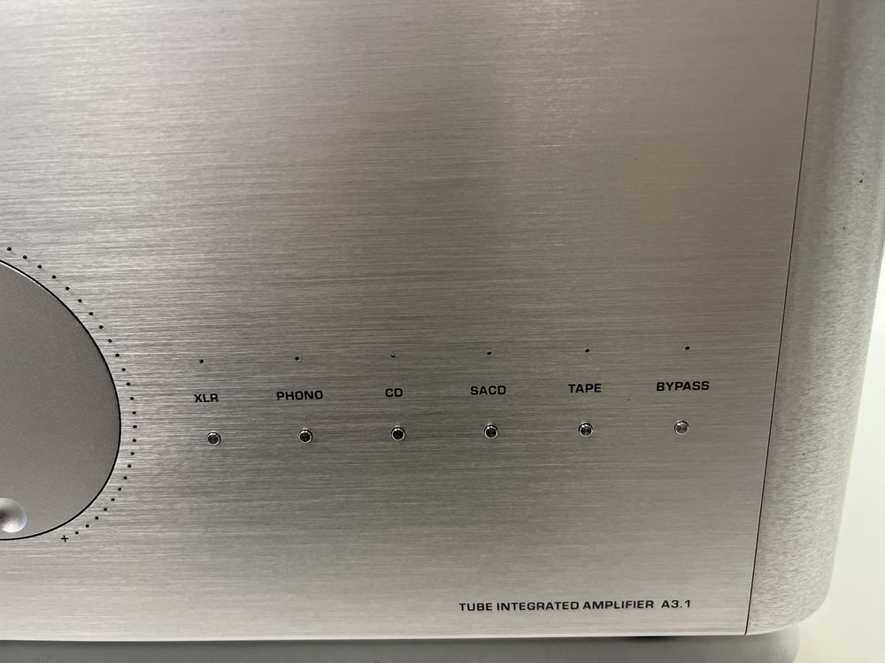 Shanling  A3.1 wzmacniacz stereo hybrydowy