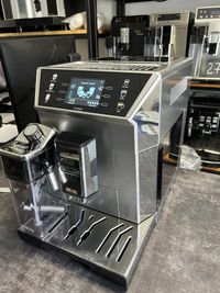 Кофемашина Delonghi PrimaDonna Class