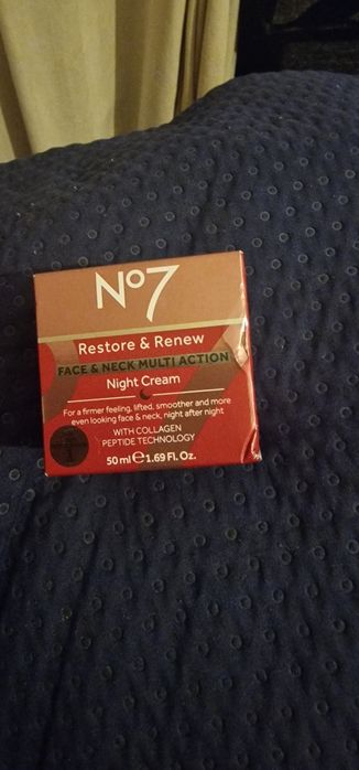 Krem No7 na noc.