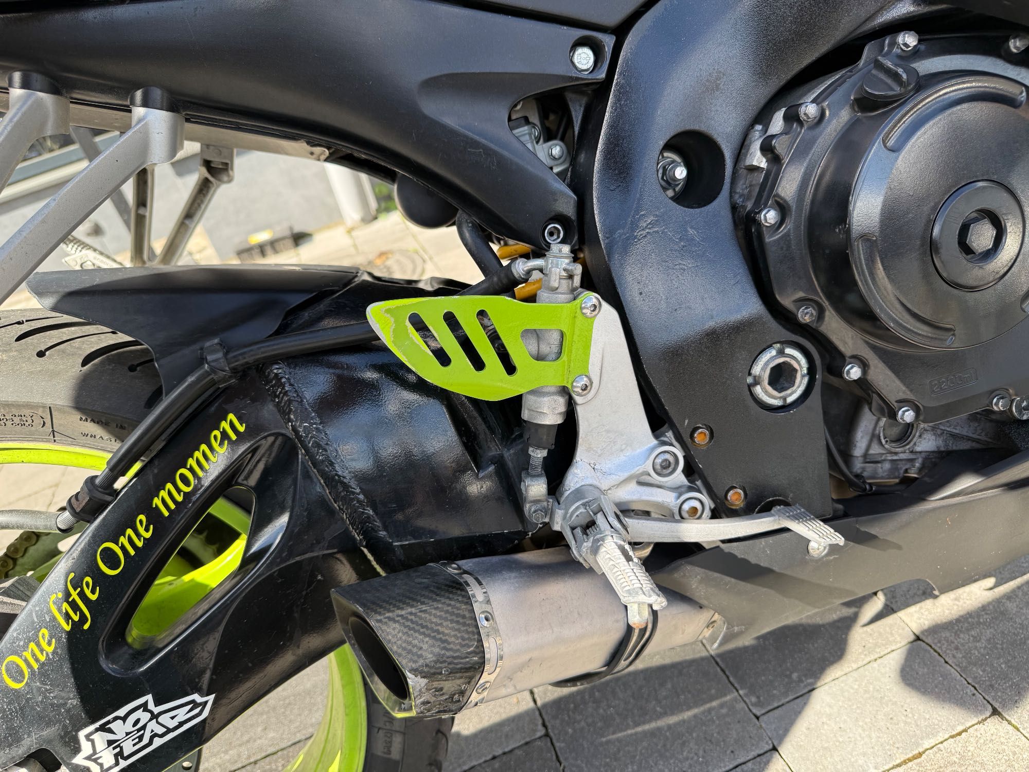 Suzuki gxr 600 2007 р на повному боєвому ходу
