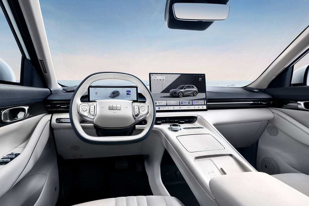 Електричний кросовер GEELY EX5 .  AUTOCHINA  Кривий Ріг .