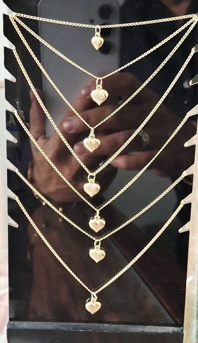 Fio ouro 9k com pendentes