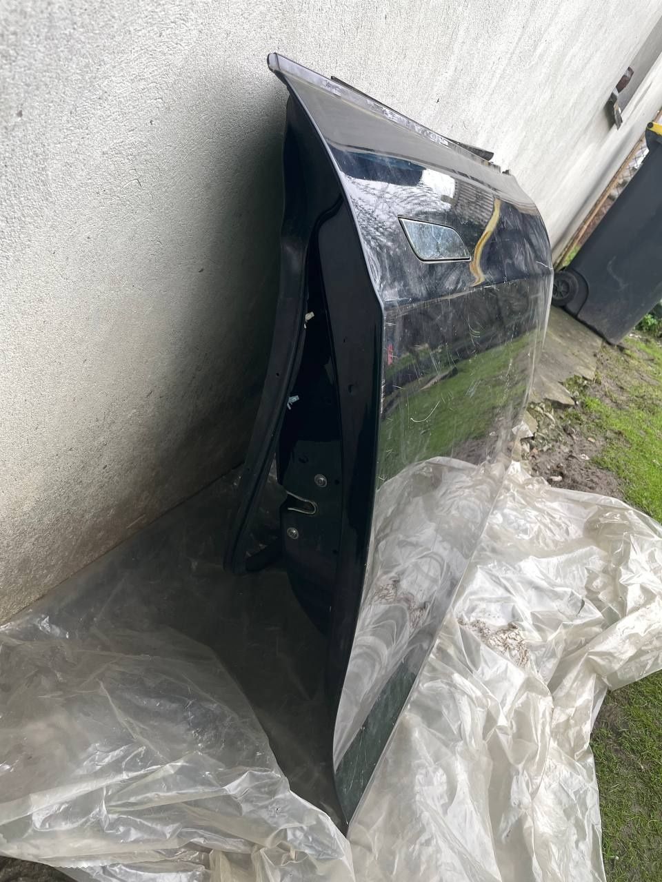 дверка права tesla s орігінал
