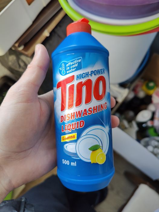 Меняю  Макароны пена для бритья,станки,зубная паста, и другое(на фото)