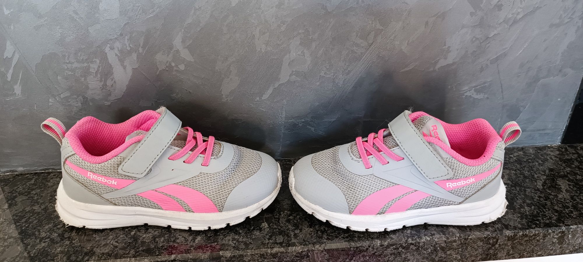Buty Reebok rozm 24