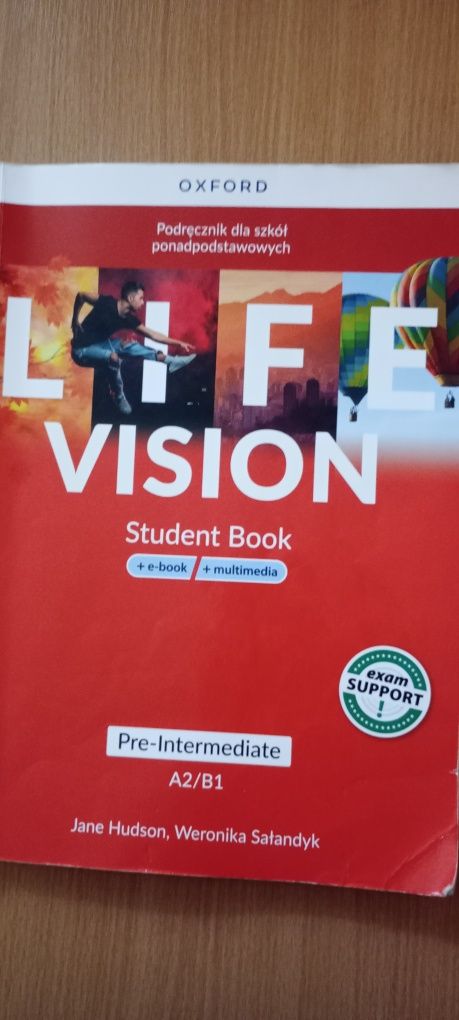 Sprzedam podręcznik LIFE VISION Pre-Intermediate A2/B1