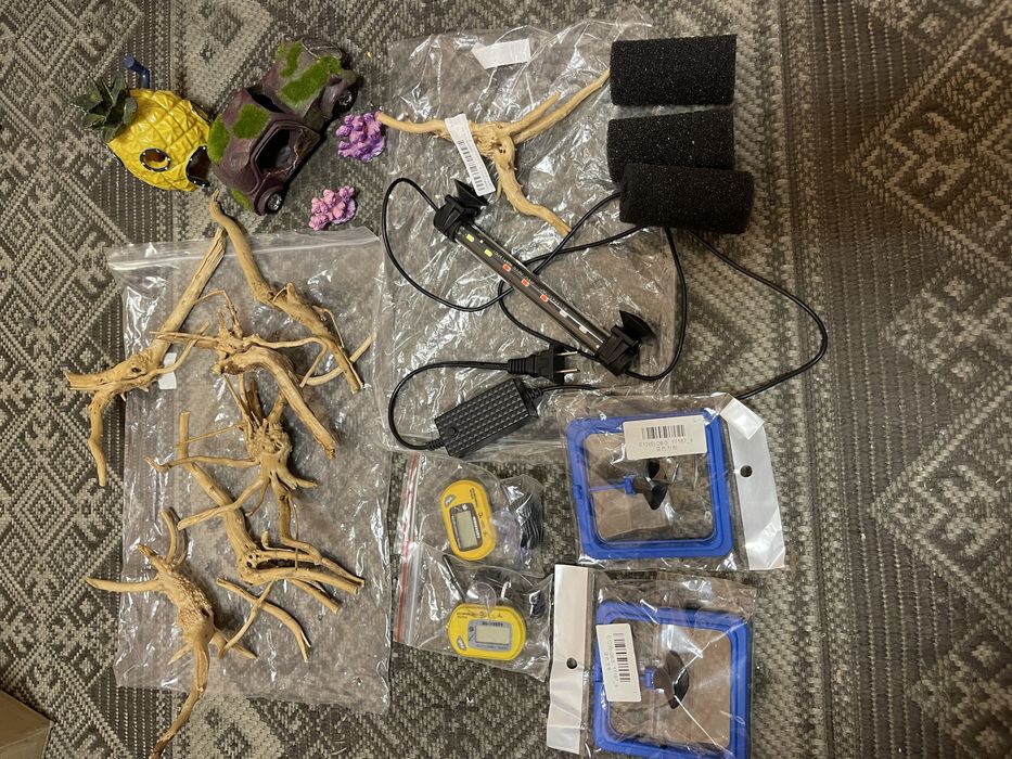 Продам наборчик для аквариума одним лотом!