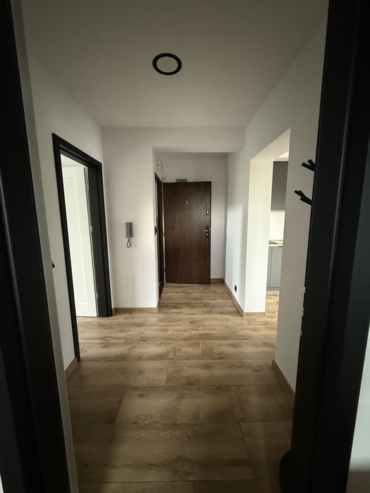 Dom lub pokoje dla pracownikow