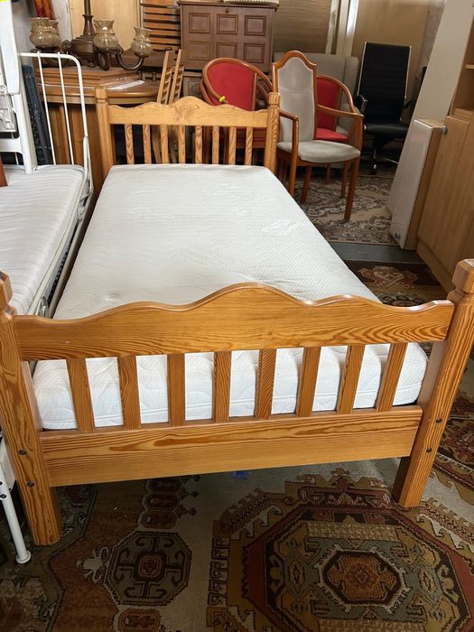 Drewniane łóżko 90x200