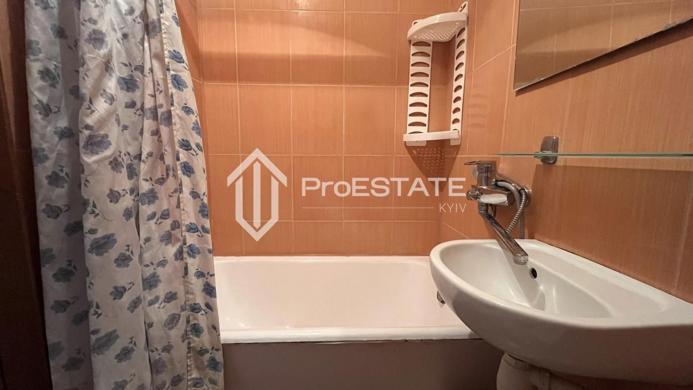 Продам 1к квартиру в ЦЕНТРІ Борисполя