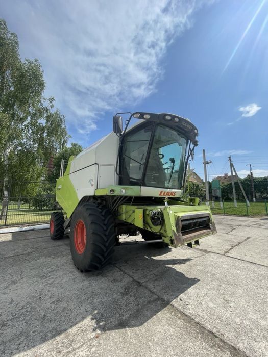 Комбайн Claas Tucano 440