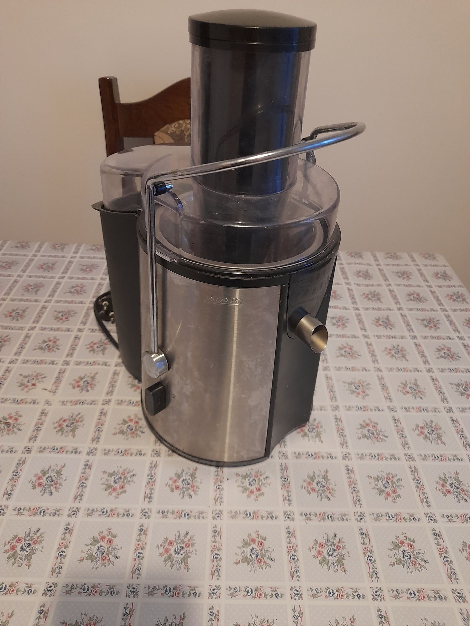 Продам потужну соковижималку