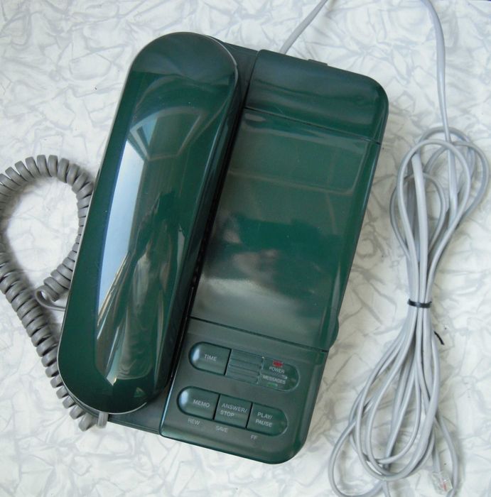 Телефон стационарный Британика P-221/150 с автоответчиком