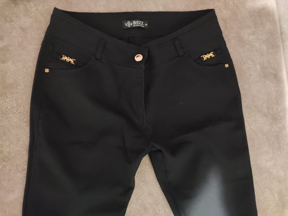 Женские брюки чёрные