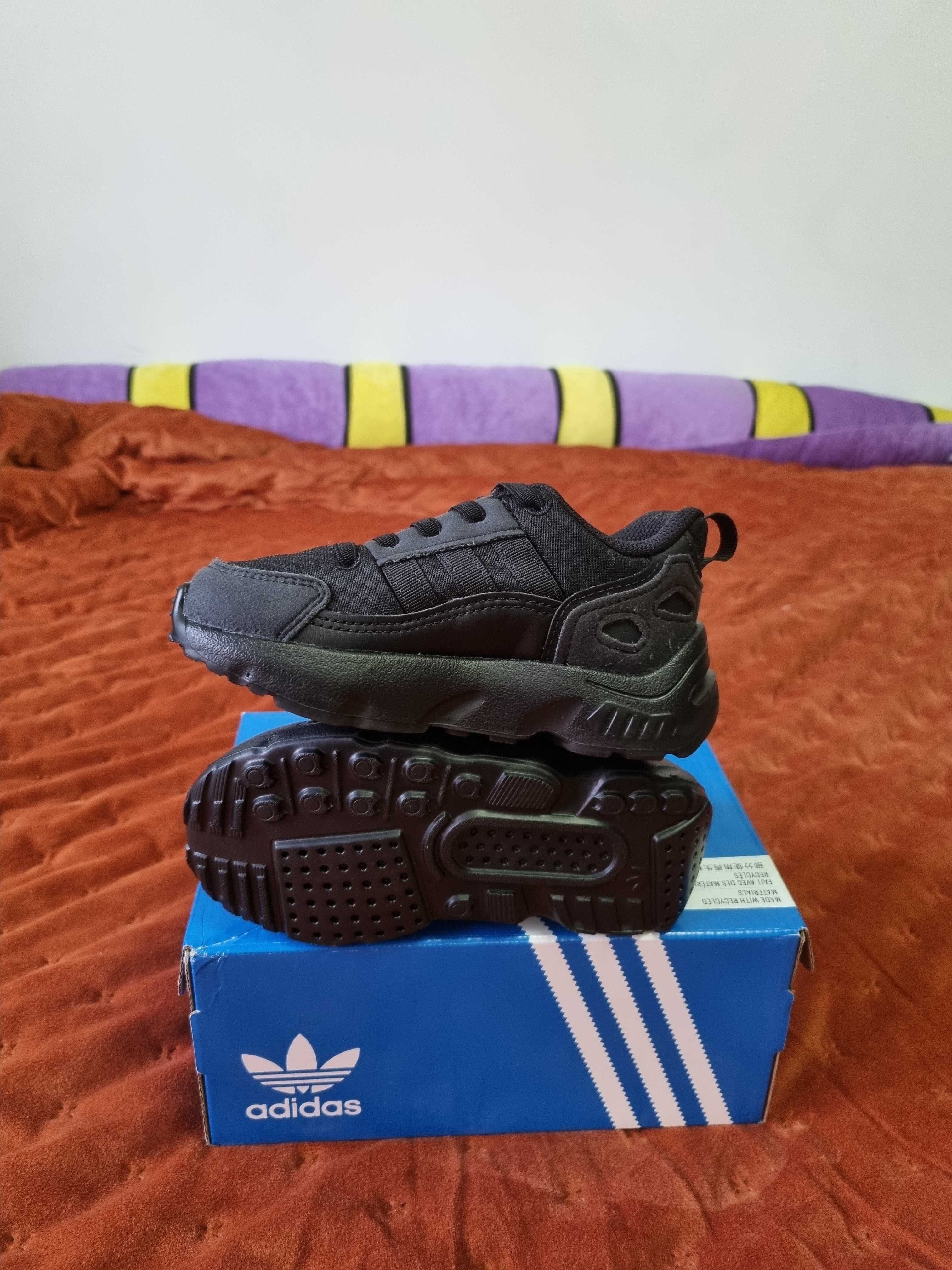 Sapatilhas Adidas ZX 22 criança