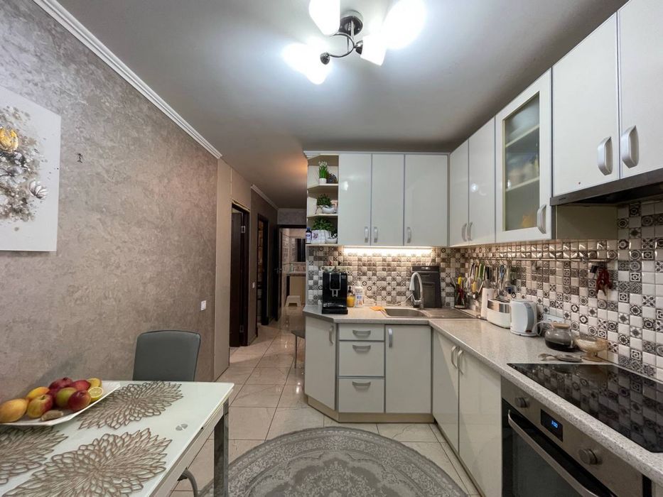 2к Британская район ДК Фрунзе (55кв) капитальный ремонт мебель