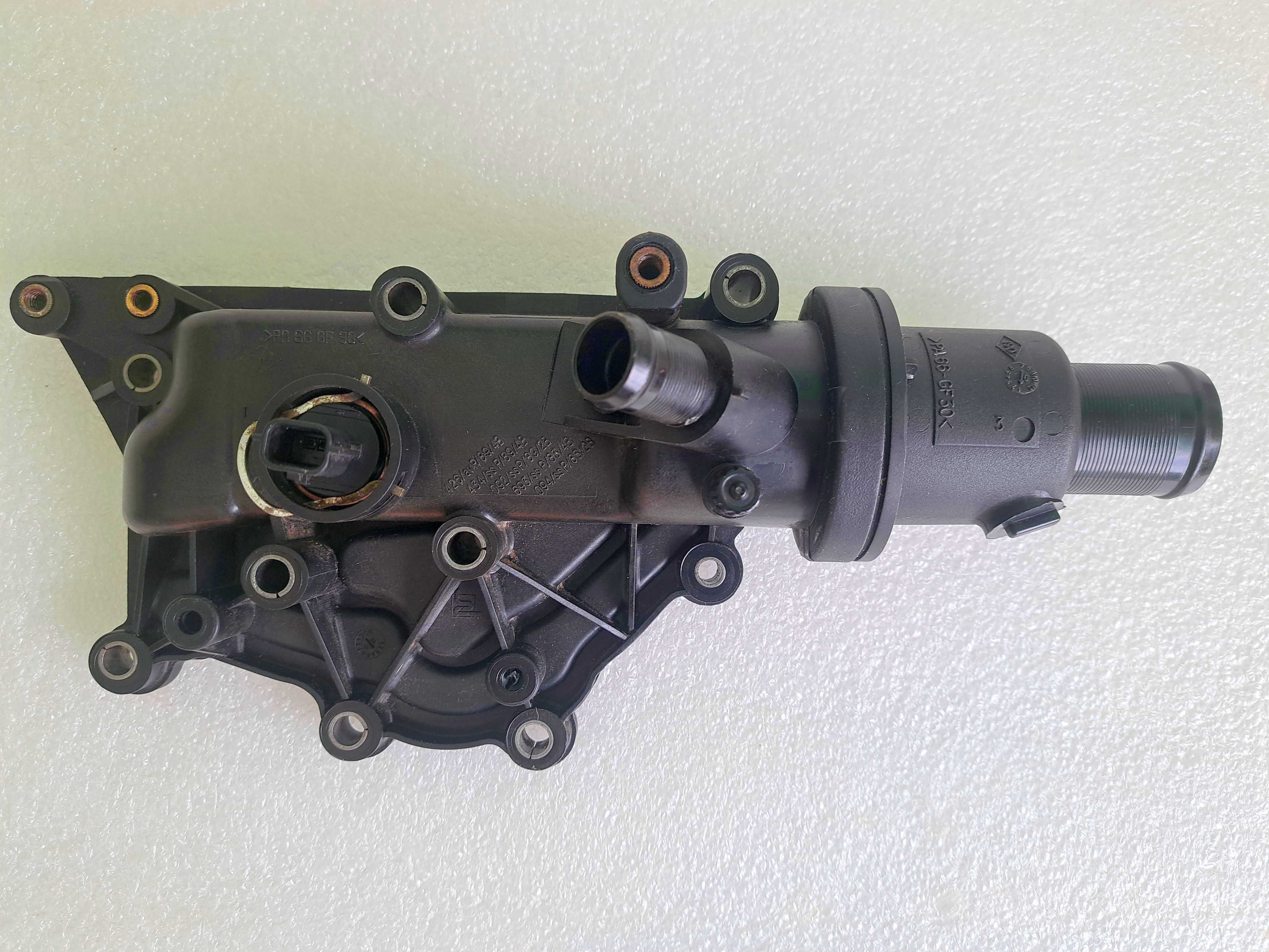 Termostat Renault Megane,Clio,Scenic,Fluence,Modus,Laguna 1.4 -1.6 16v
