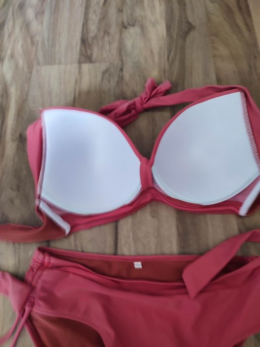 Купальник розовый новый