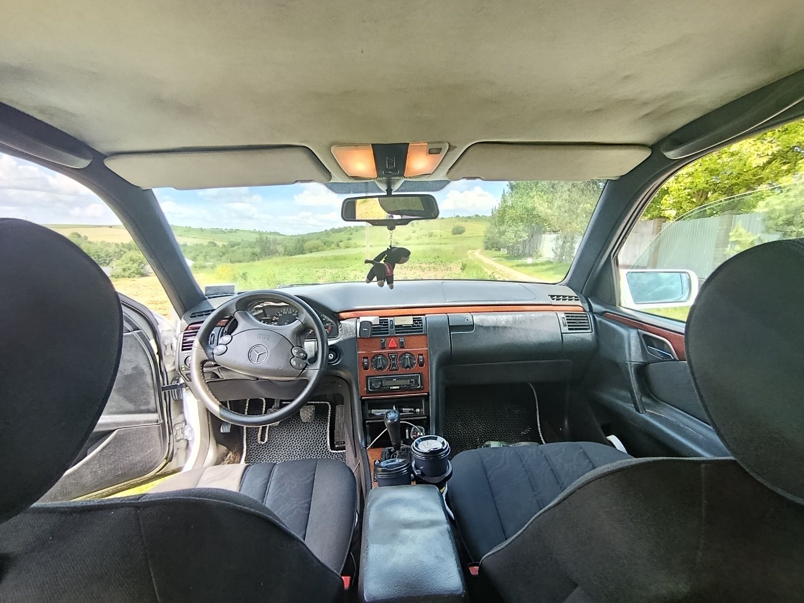 Продам w210 стан чудовий двигун 2,2 d,