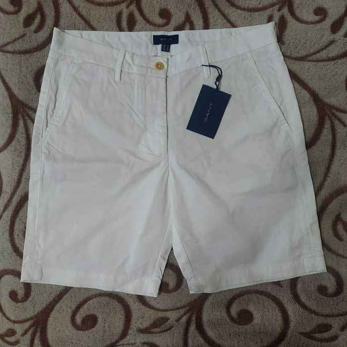 Жіночі шорти бренду Gant