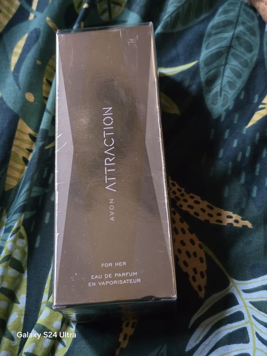 Perfumy Attraction 50ml złote
