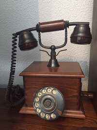 Telefone antigo a funcionar e em perfeito estado