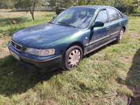 Honda Accord 1,8 benzyna/gaz długie opłaty hak wbity w dowód 280k