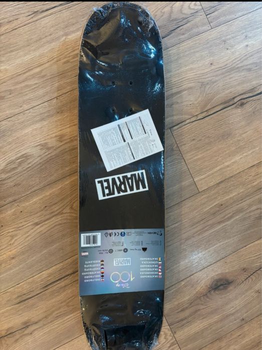 Deskorolka nowa Mervel