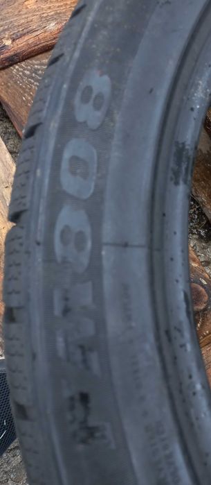 K831130K Komplet 245/40R19 98V Firemax FM808 dot.2423