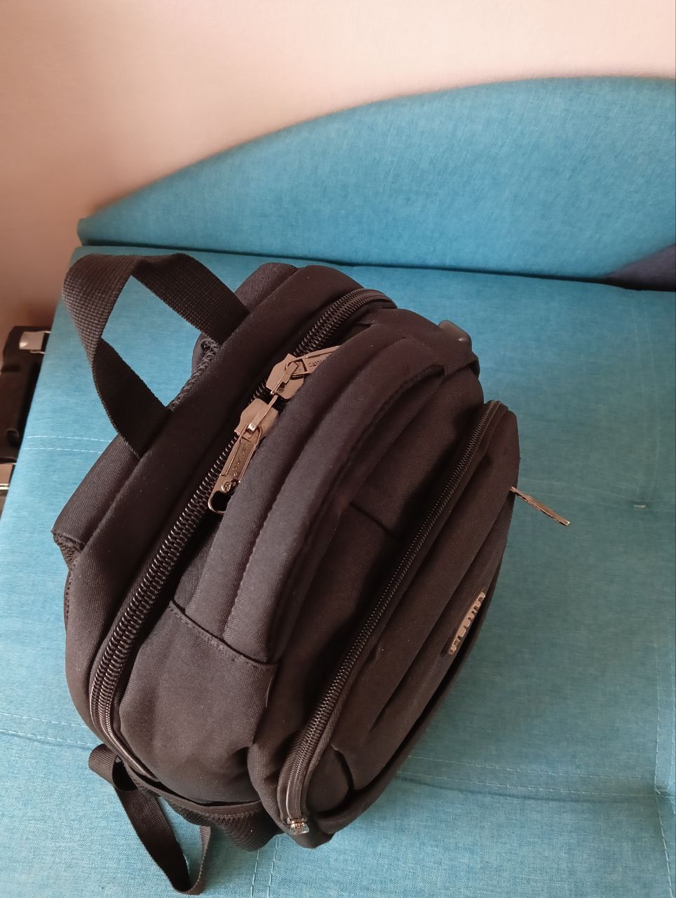 Чоловічий міський рюкзак з відділом ноутбука