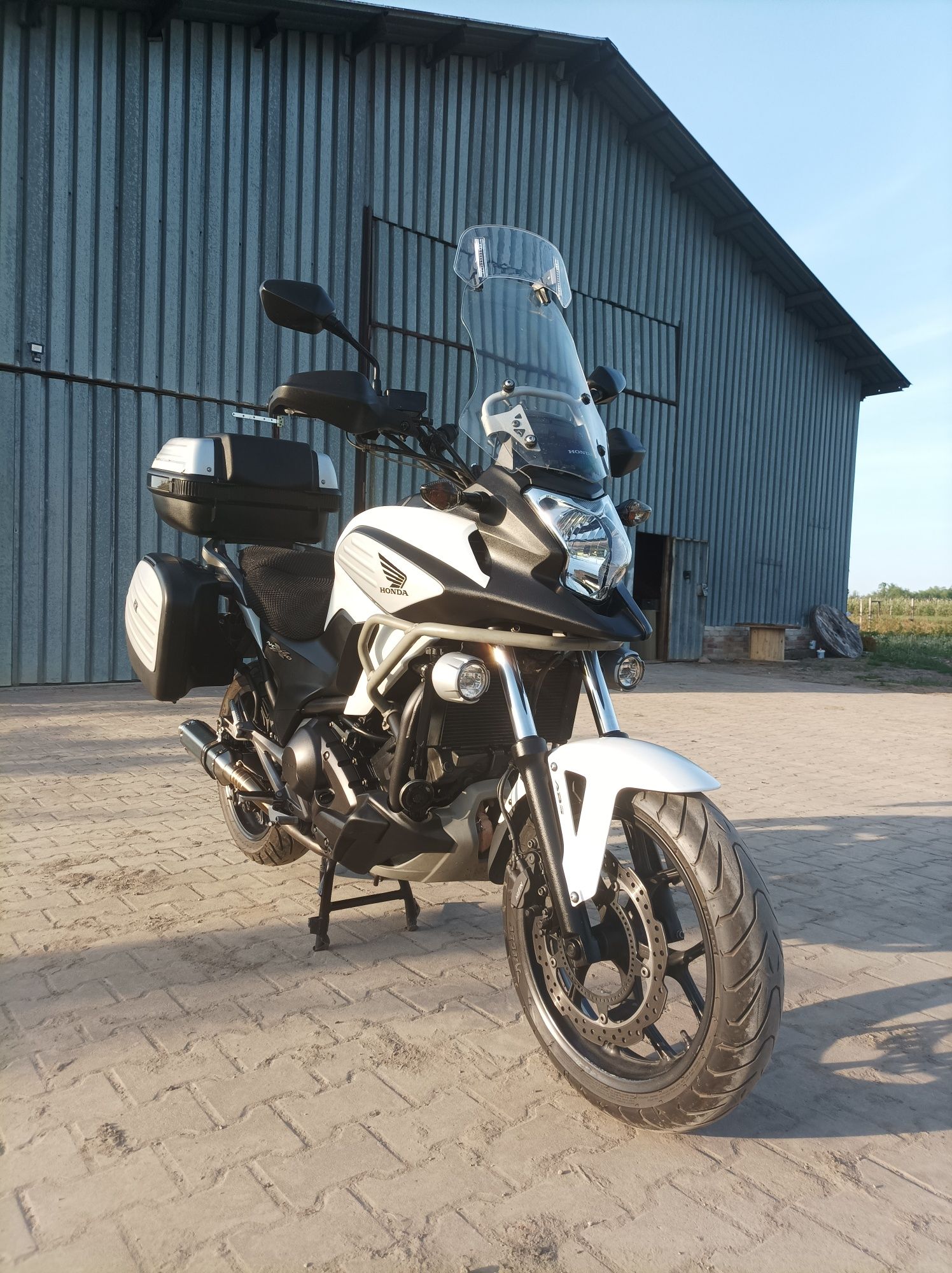 Honda nc 750 x DCT TRAVEL