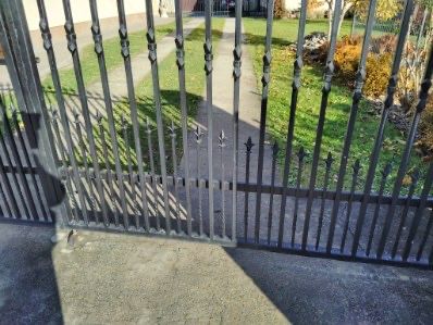 Sprzedam furtkę +bramę