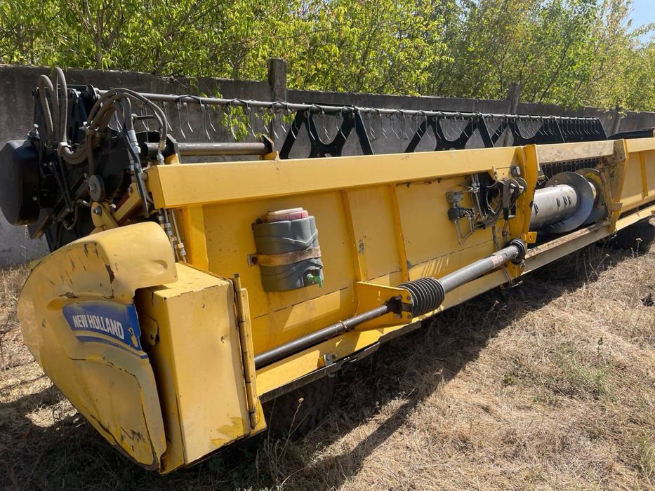Продам комбайн NewHolland CX6090