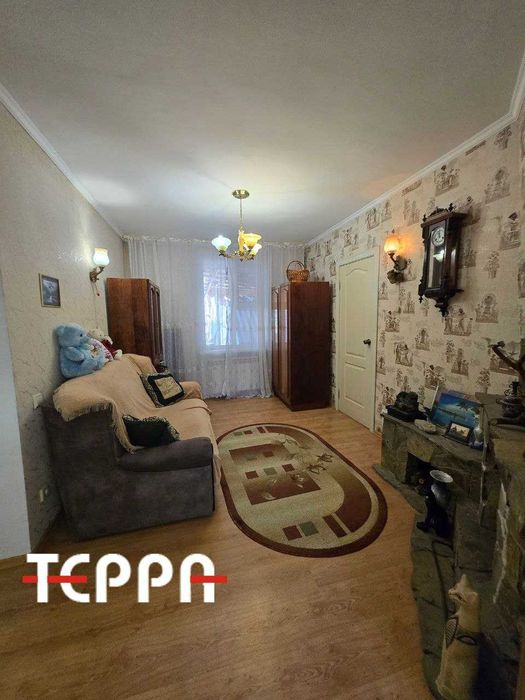 Продаж будинку з каміном та зимовим садом, Люцерна