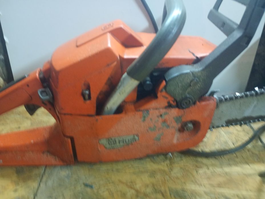 Piła Spalinowa Husqvarna 242 3.3km