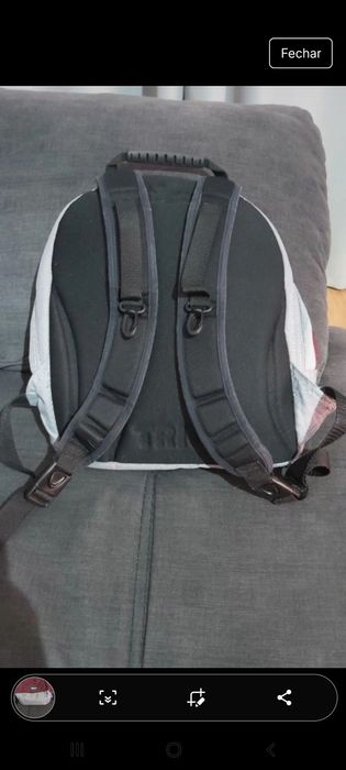 Alcofa da Marca Pré-Natal e mochila da Chicco