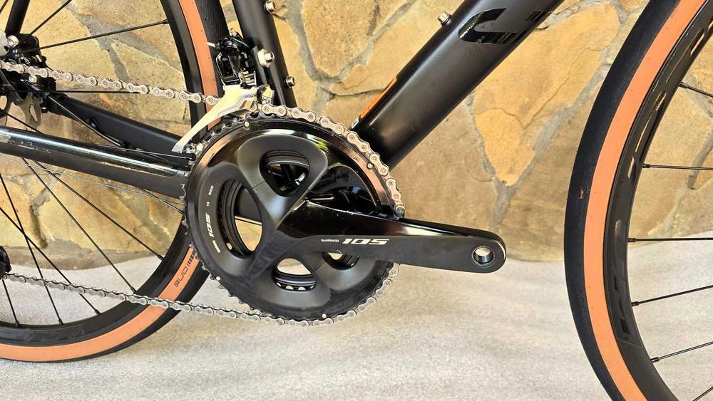 Алюмінієвий шосейний велосипед Canyon Endurace 105 AL Disc