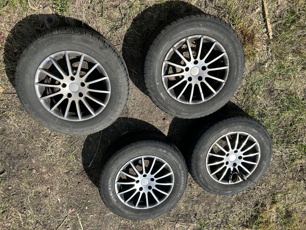 4 felgi 16 + opony całoroczne 215/65/16R
