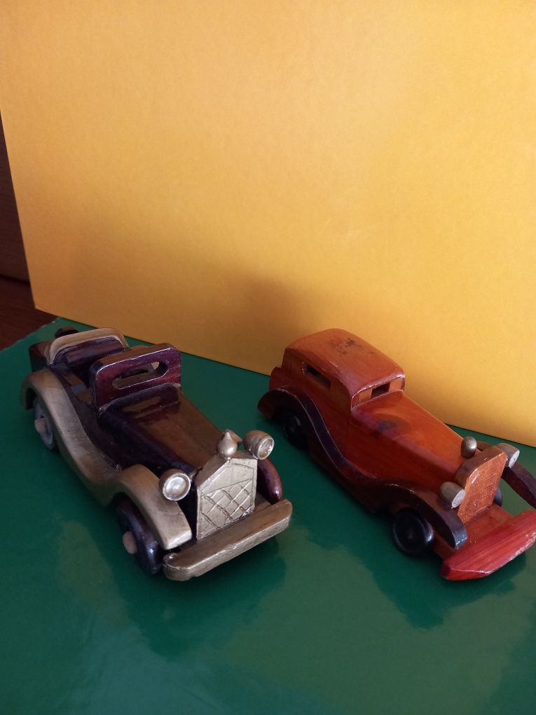 Carros antigos decorativos - Replicas