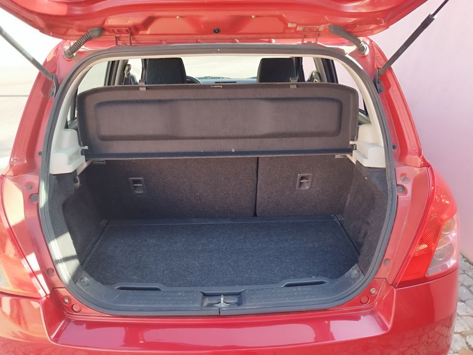 Suzuki Swift 1.3 Comfort 150mil klm Nacional