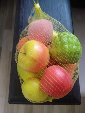 Декоративные фрукты большой набор в реальном размере.
