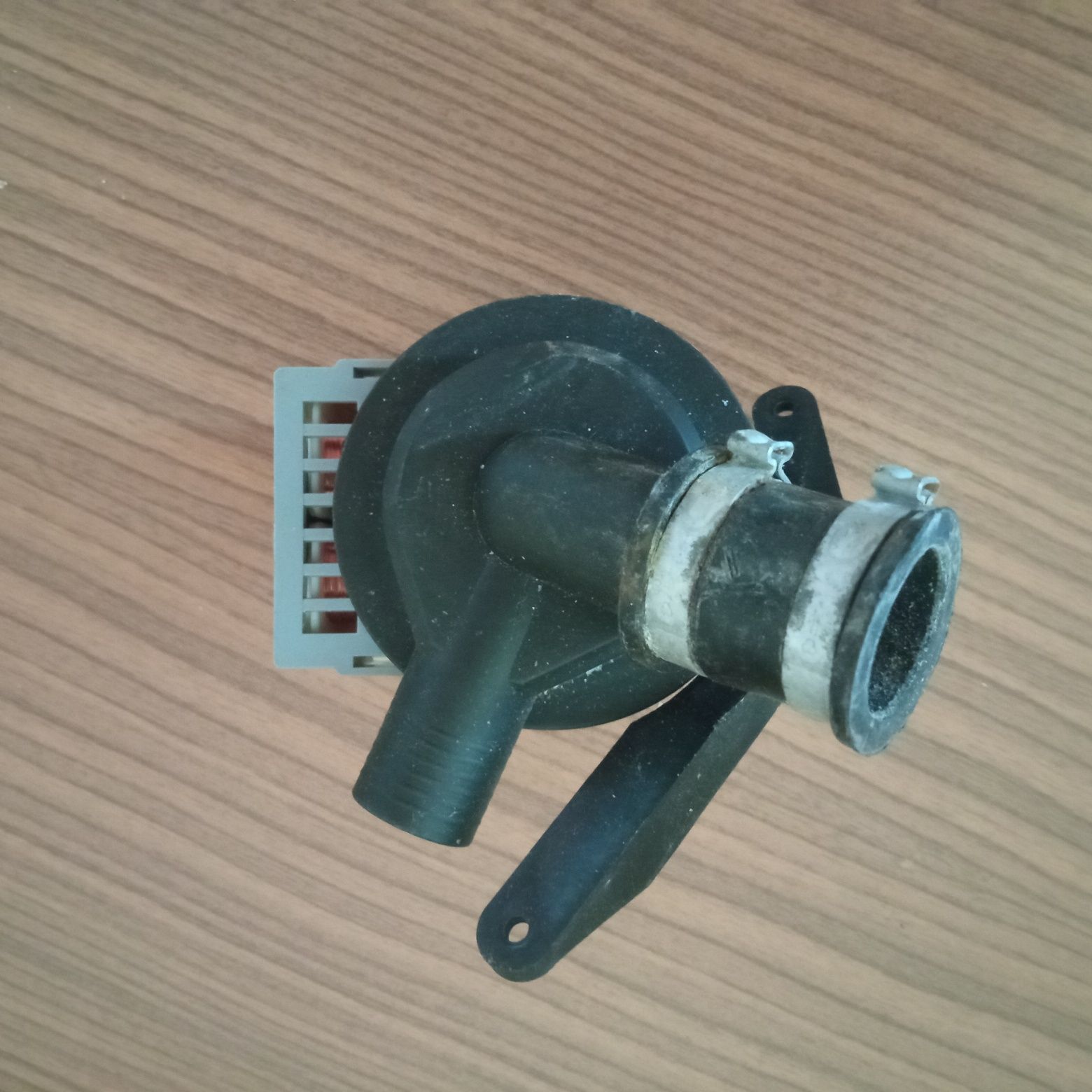 Помпа на посудомоечную машину Electrolux