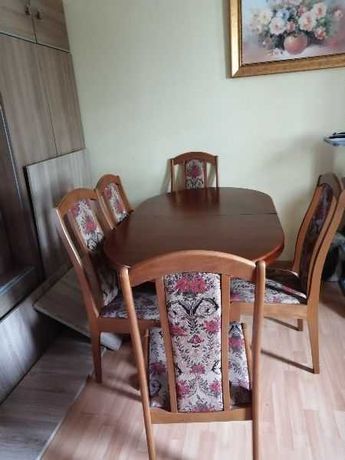 stół drewniany + 6 stołków